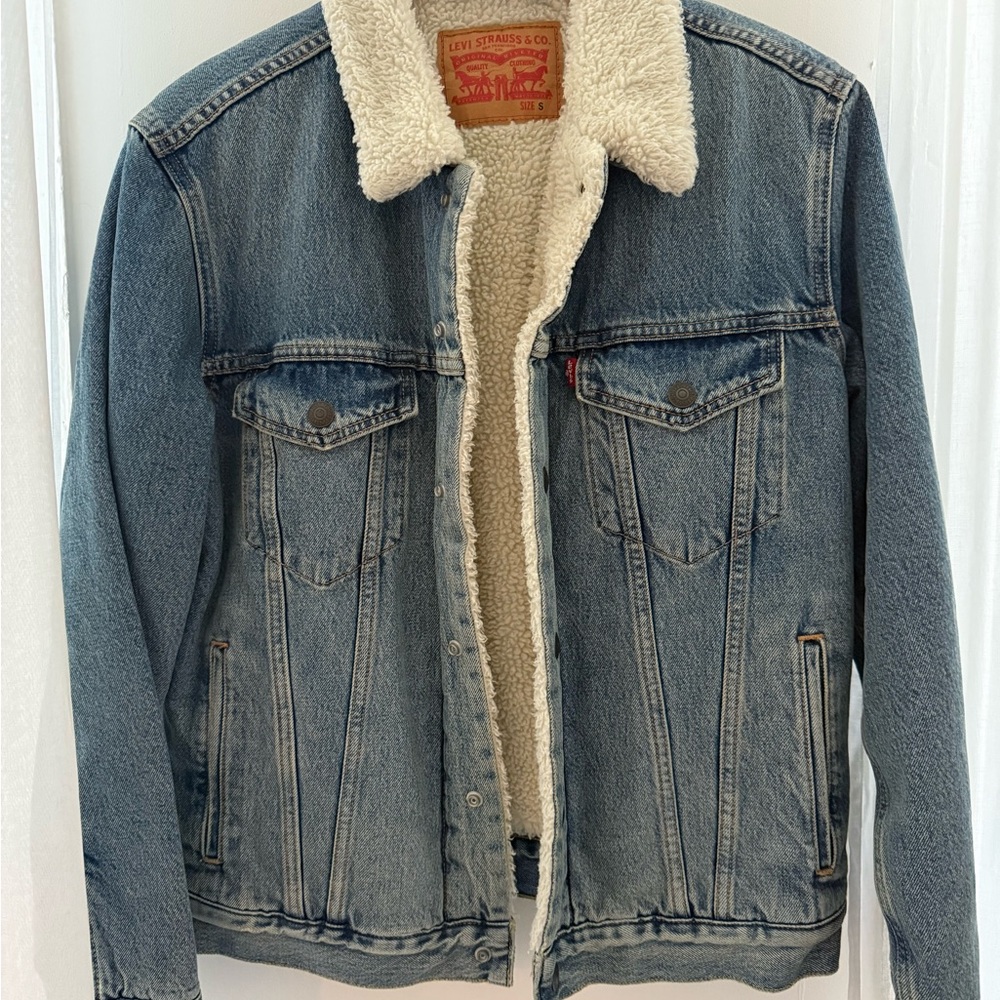 Levi's Light Blue Denim Jacket with Sherpa Lining